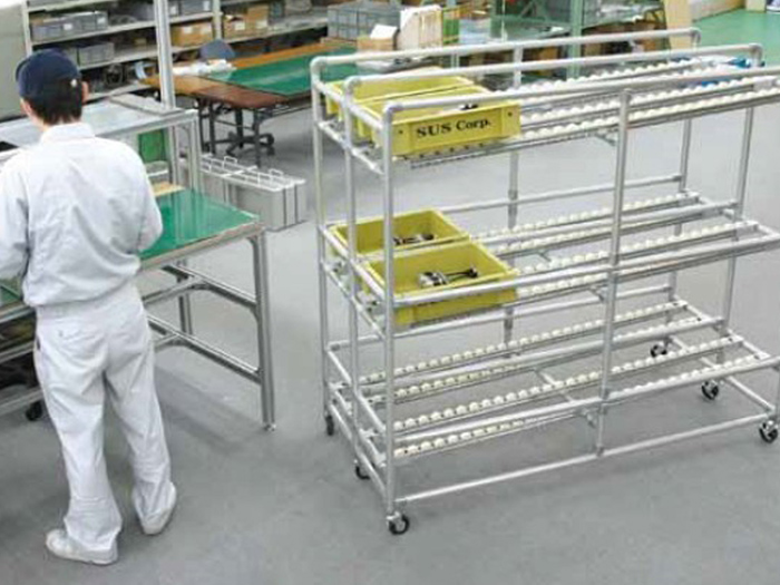 物料周轉(zhuǎn)車(chē)的安全注意事項(xiàng)